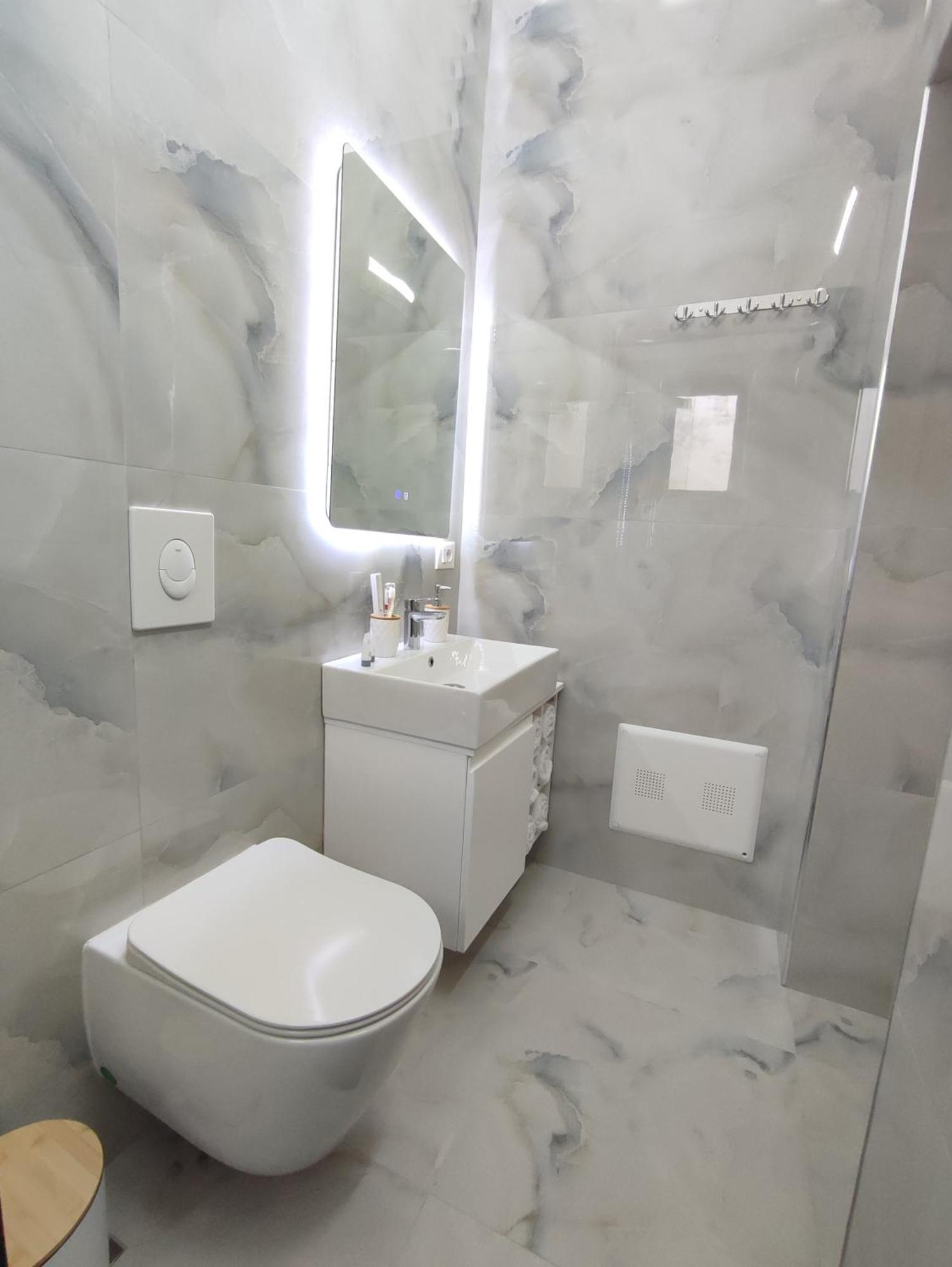 Bp Beach Apartments 골렘 외부 사진