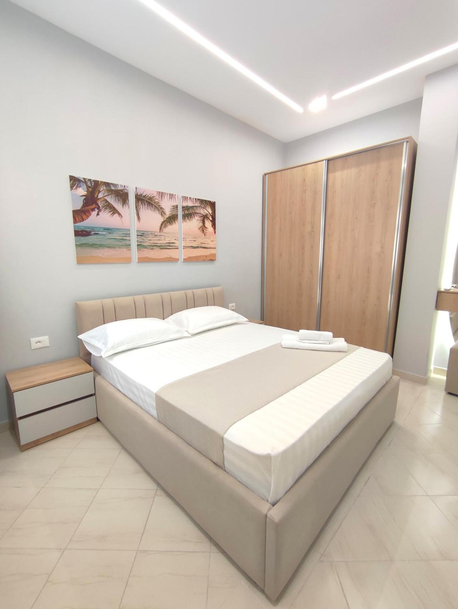 Bp Beach Apartments 골렘 외부 사진