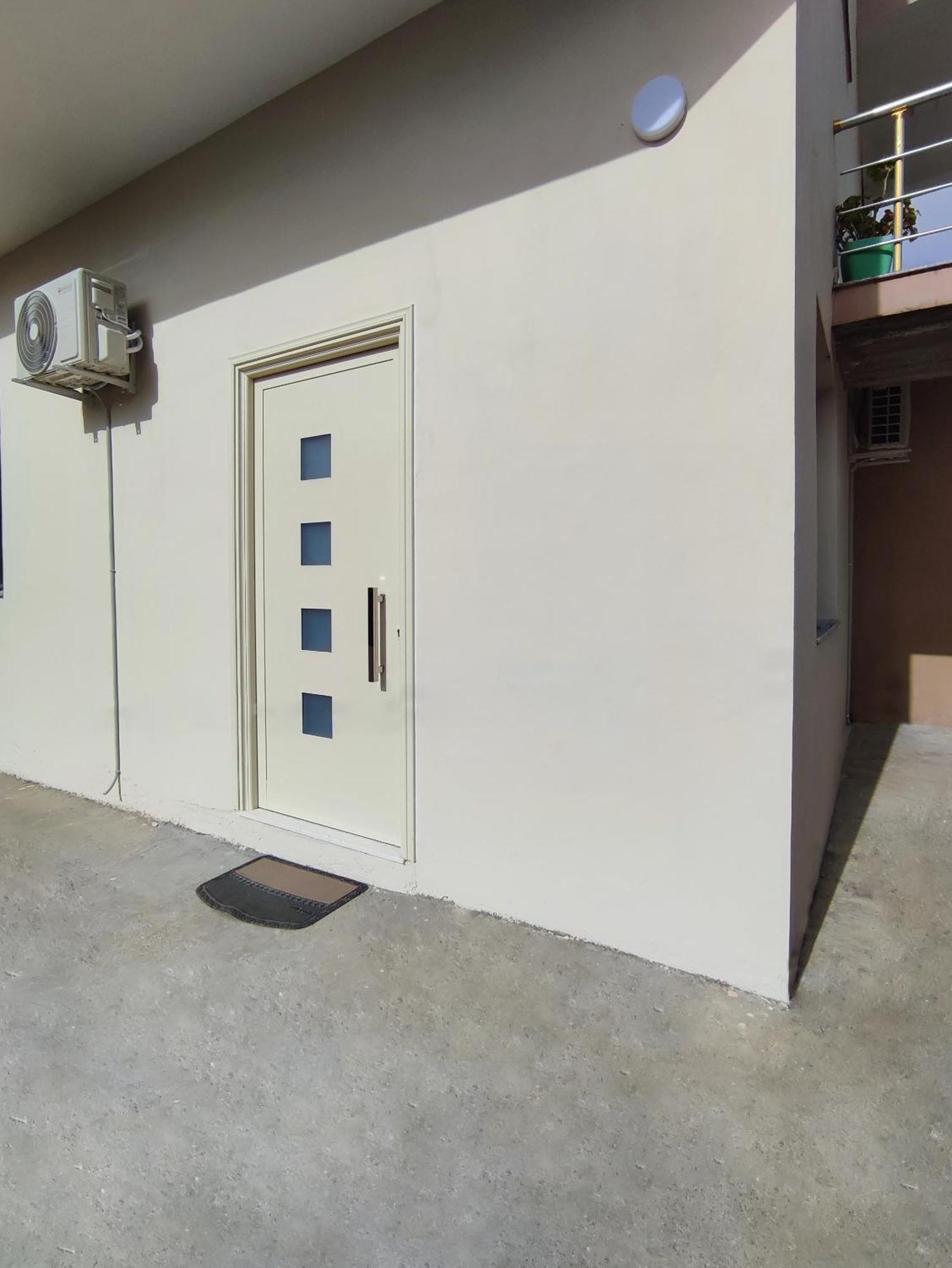 Bp Beach Apartments 골렘 외부 사진